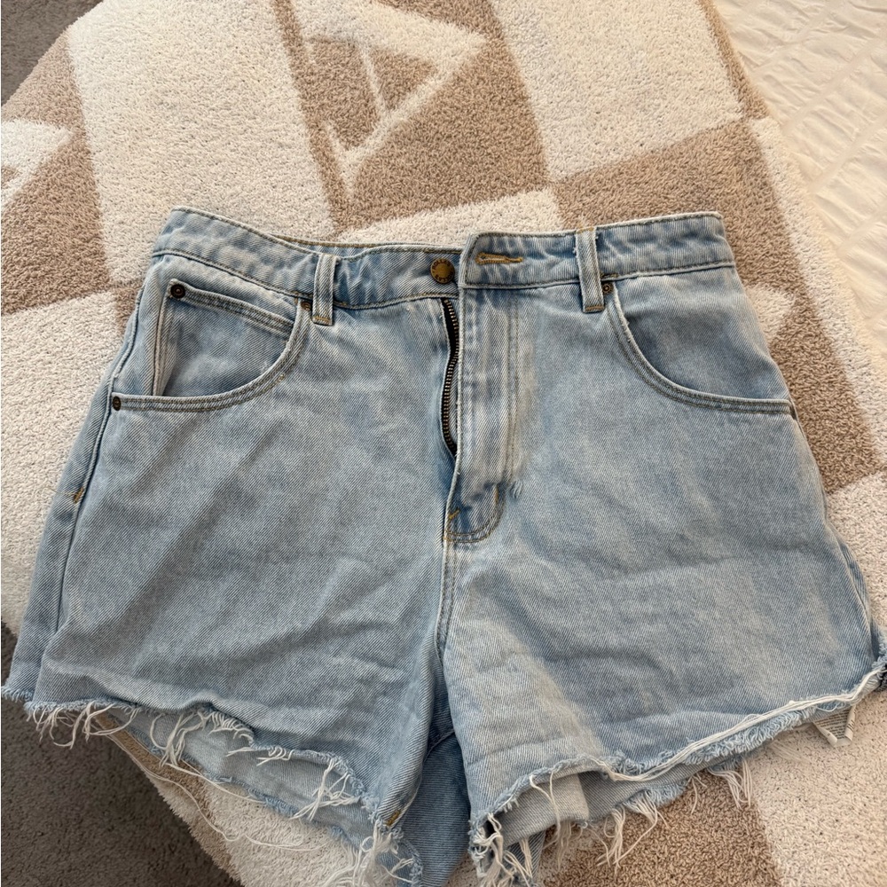 ROLLA'S Faded Blue Jean Shorts